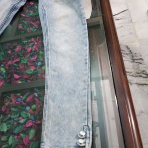 Shadded Light Blue Women Jeans👖