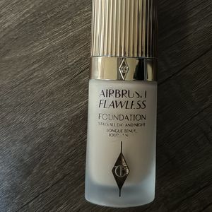 Charlotte Tilbury Airbrush Flawless Foundation