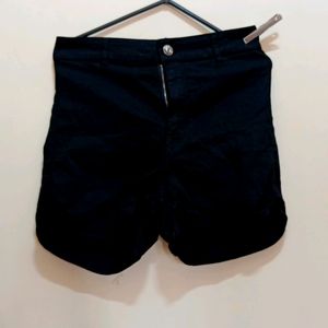 Shorts (Women's)