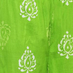 Green & White Printed Kurta Suit