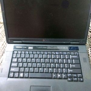 DELL Vostro1510 Laptop