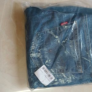 New With Tag Boyfriend Fit Jeans Women