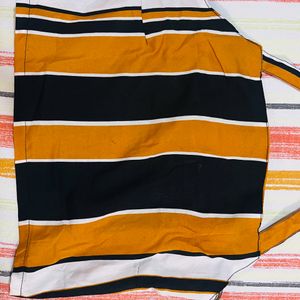 Crop Top With Halter Neck Of Color Mustard Black