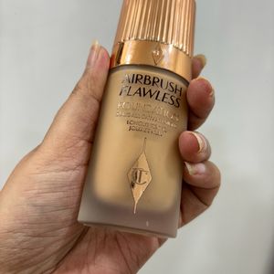 Charlotte Tilbury Airbrush Flawless Foundation