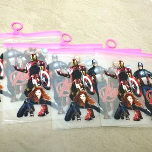 Set of 4 New Avengers Silicon Pouch for Kids