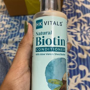 Hk VitAl Biotin Conditioner