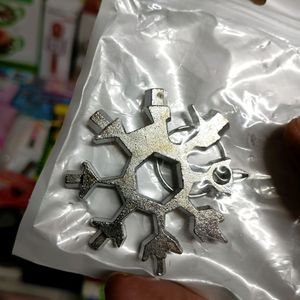 Snowflake Tool (18in1)