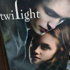 Twilight By Stephenie Meyer