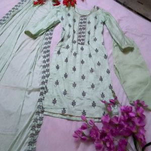 Kurta Set By Embroidery Design