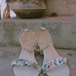 White Floral Block Heel