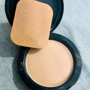 Fit Me Compact ....(Shade Ivory)