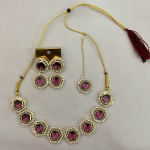 Chokar Style Necklace Set