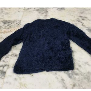 Soft sweater For Girl's