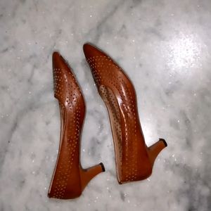 Shoe Point Heel