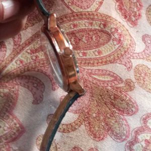 Kenneth Cole Orignal Women’s Rose Gold Transparent