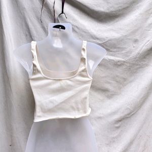 CUTE OFF WHITE COLOUR TOP