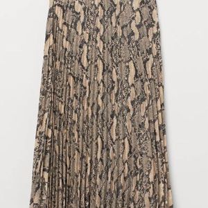 H&M Snake Printed Skirt