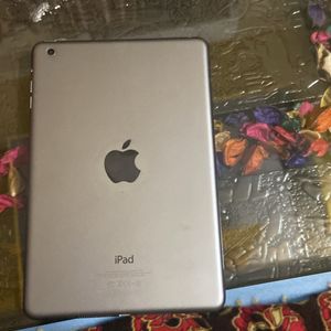 Apple iPad Bad Display No Returns Accepted