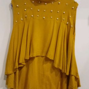 SALE FOR TODAY!! Cute Mustard Coloured Crop Top 💛