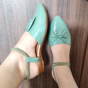 Brand New Green Bow Flats