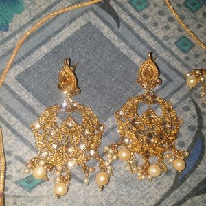 Kundan Necklace Set And Mathapatti Combo