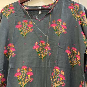 Kipek Xxl Grey Floral Print Kurti