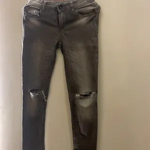 NUON By Westside Grey Ripped Denims