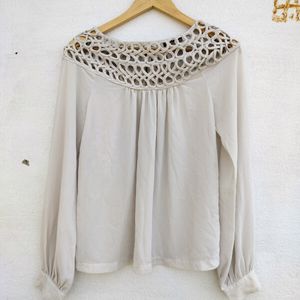 Trending Corian Top