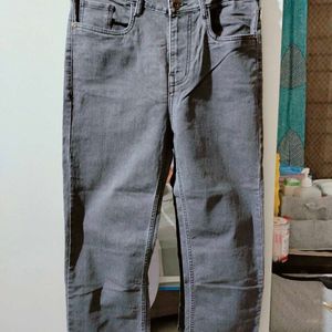 GREY HIGH WAIST STRAIGHT FIT JEANS