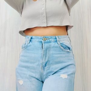 Ripped Crop Grey Top 🪬 (Unused)🌷SALE🌷