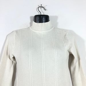 Off White Casual Top(Women’s)