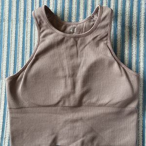 H&M PADDED SPORTS TOP