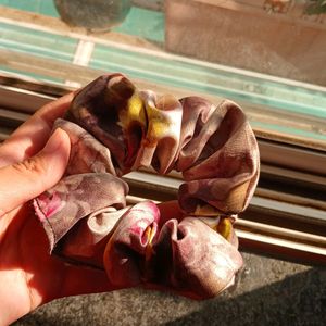 Handmade Scrunchies – Soft, Durable, and Stylish H