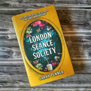 (HARDCOVER)The London Seance Society