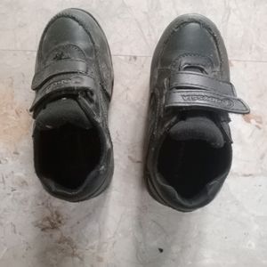 School shoes for boys