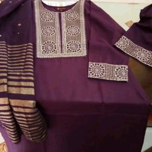 KLOSIA Viscose Embroidered Kurti Pant Dupatta Xxl