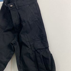 Black Cargo Pants (Zara Dupe)