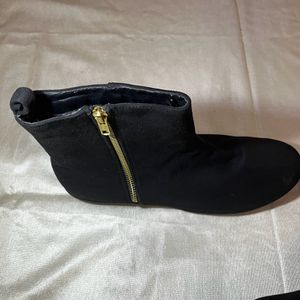 Women Black Regular Boots