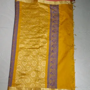 Gold Yellow Beautiful Pattu Saree With Blouse