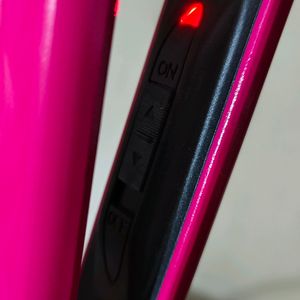 Syska  Super Glam Hair Straightener