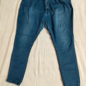 Slim Fit Jeans 👖