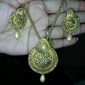 Never Used Necklace With Earrings