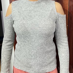 Woollen Shoulder Cut Top