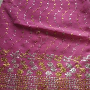 I'm Selling A Saree.