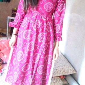 Naira Cut Type Kurti With Pant