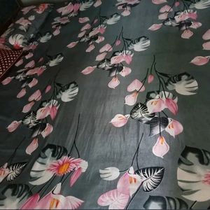 Double Bedsheet With 2 Pillow Covers