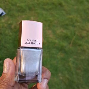 Myglamm Manish Malhotra Nailpolish- Sterling Lace