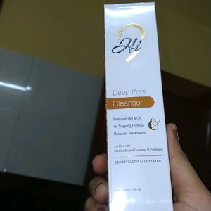 Hi9  Cleanser + Skin Toner Combo