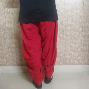 Red Salwar