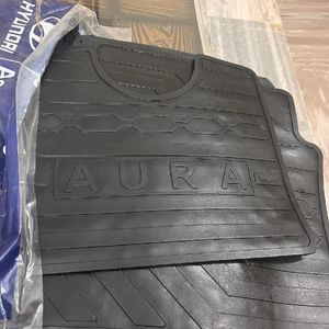 HYUNDAI AURA CAR RUBBER MATS ORIGINAL